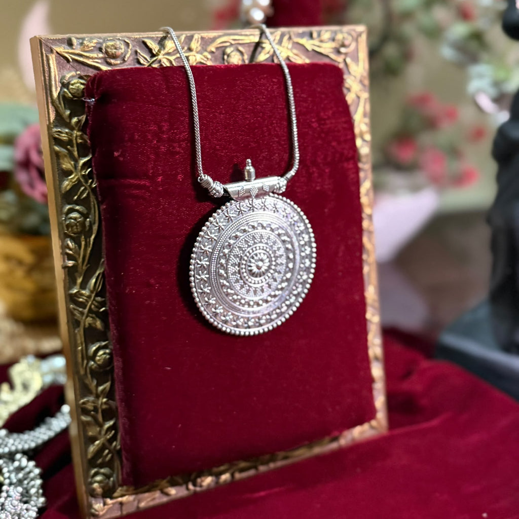 The Mandala Muse Pendant